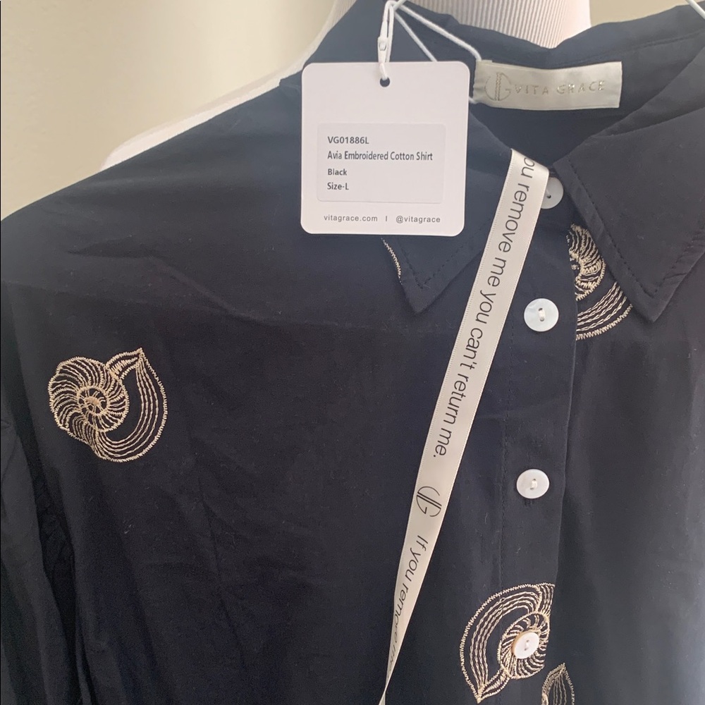 Vita Grace “Avia” Cotton Embroidered Shirt in Black - Picture 12 of 14